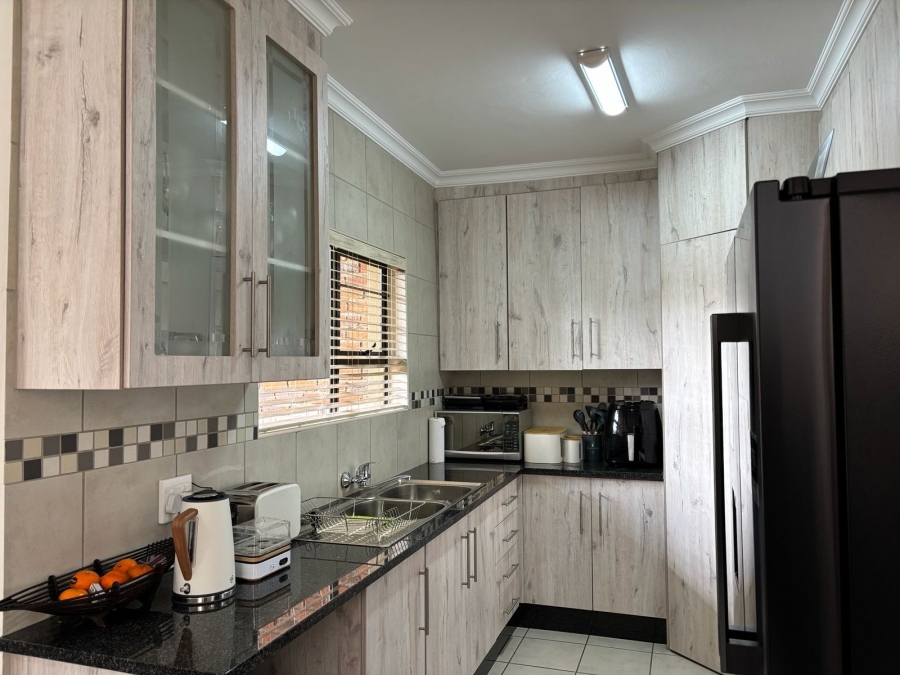 3 Bedroom Property for Sale in Waterval East North West